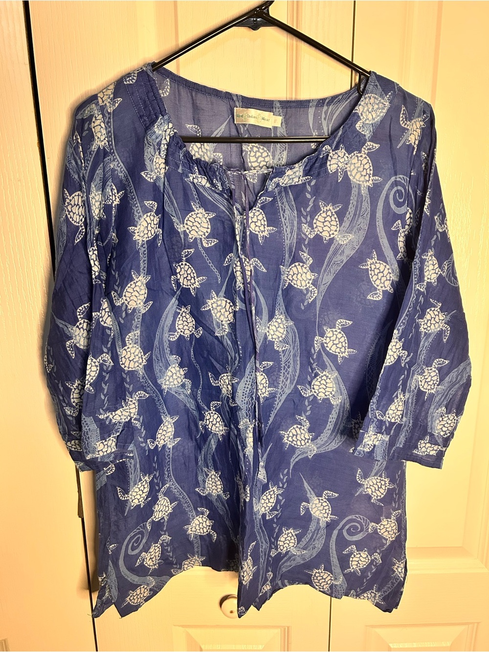 West Indies Wear Women's Size Small Blue Turtle Tasseled Tunic Top Resortwear
